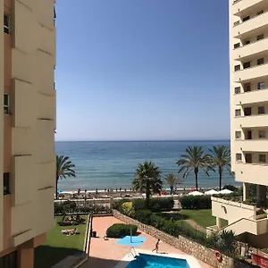 Neptuno Beachfront Apartamento Marbella